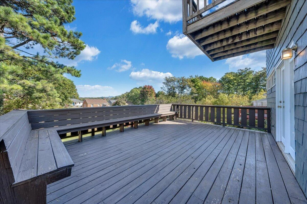 2115 Berkley AVE SW - Photo 24
