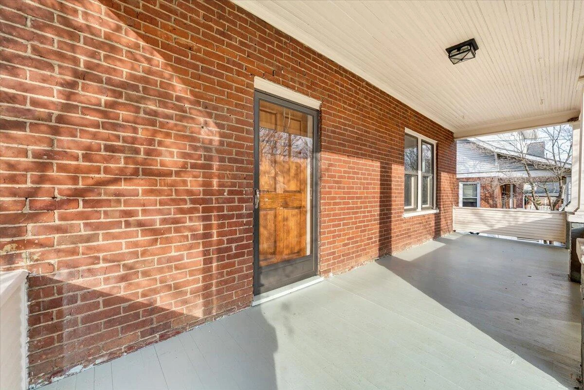 2115 Berkley AVE SW - Photo 35
