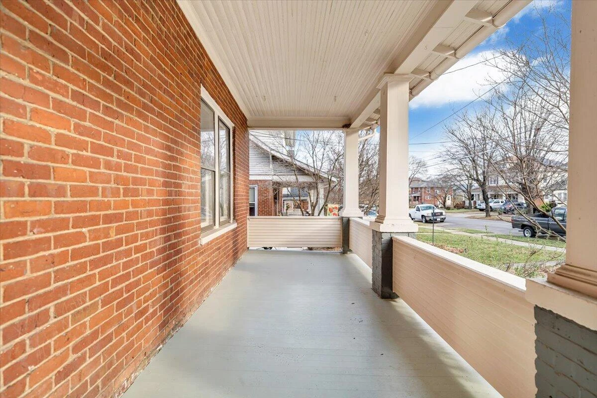 2115 Berkley AVE SW - Photo 36