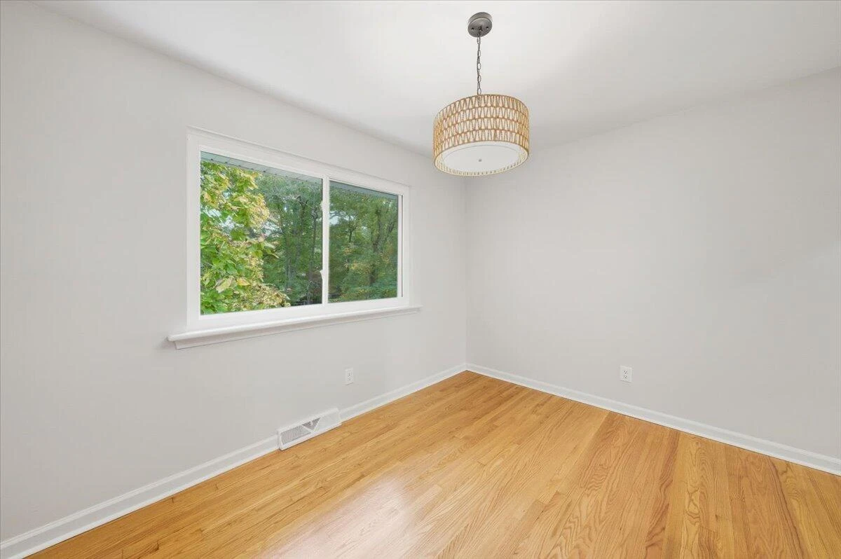 617 McGeorge DR - Photo 11