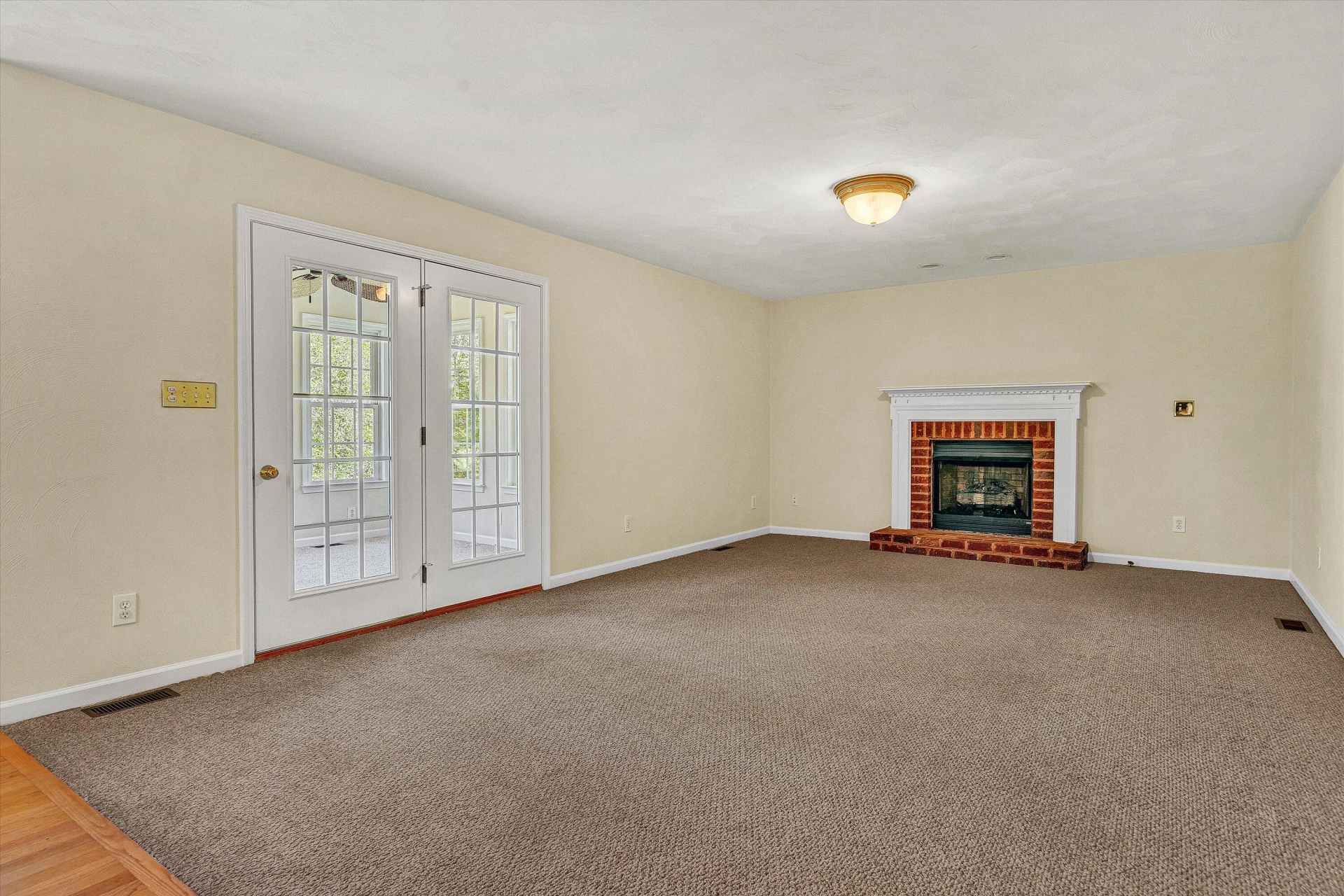 1336 Crutchfield ST - Photo 11
