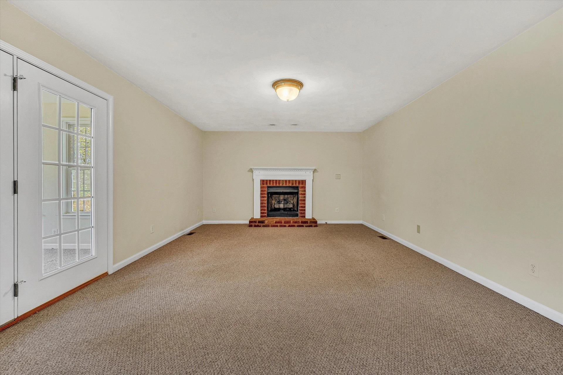 1336 Crutchfield ST - Photo 12