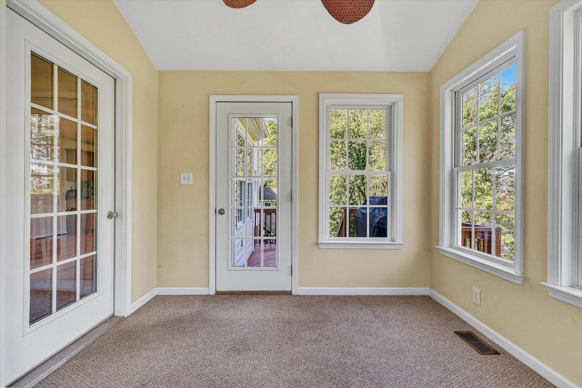 1336 Crutchfield ST - Photo 15