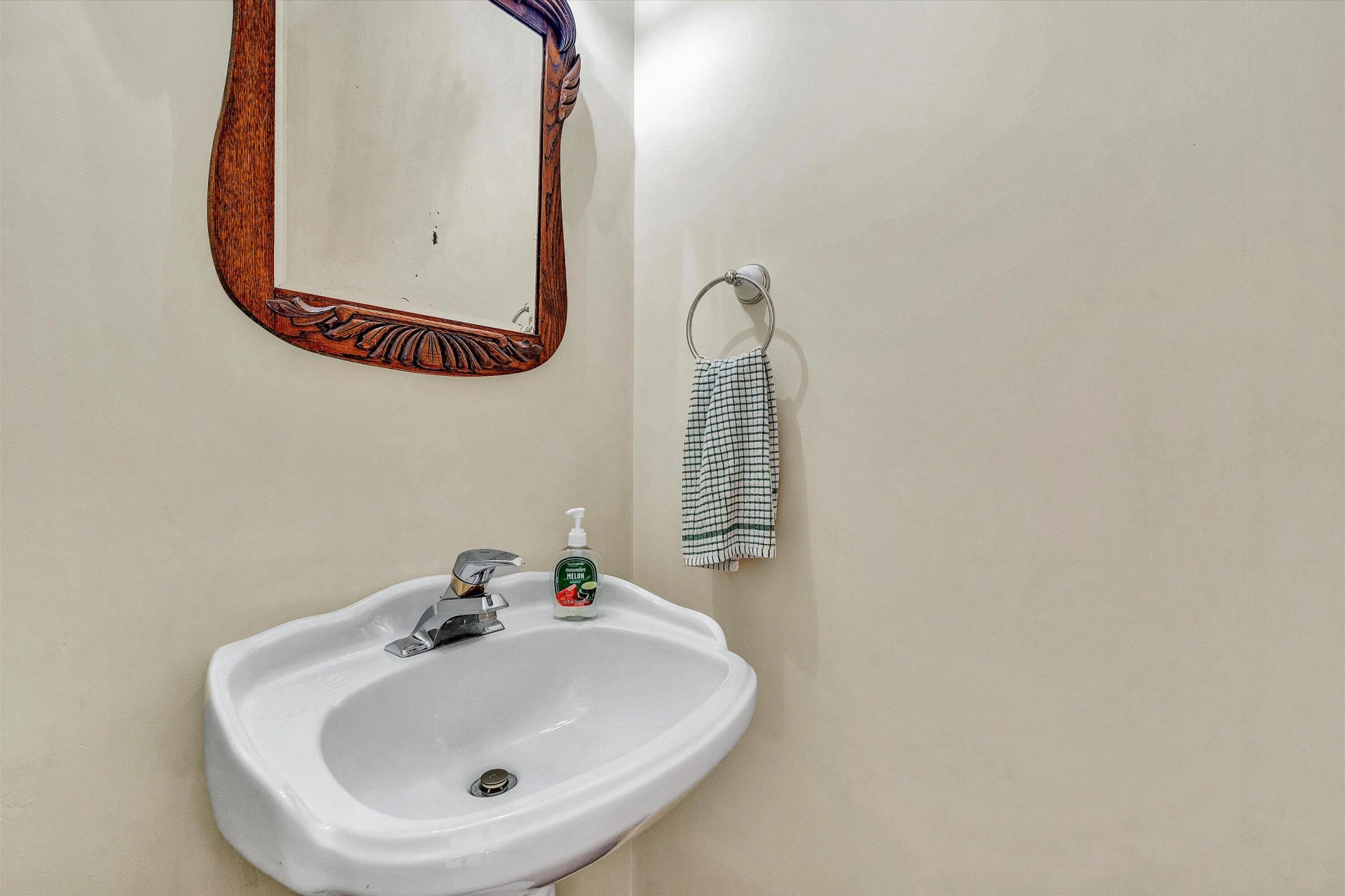 1336 Crutchfield ST - Photo 4