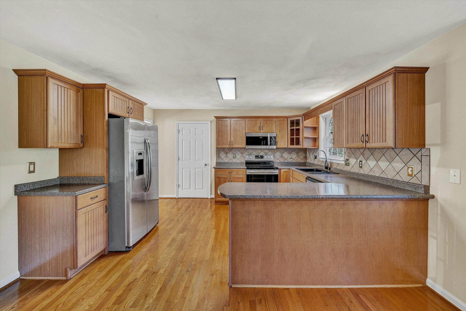 1336 Crutchfield ST - Photo 7