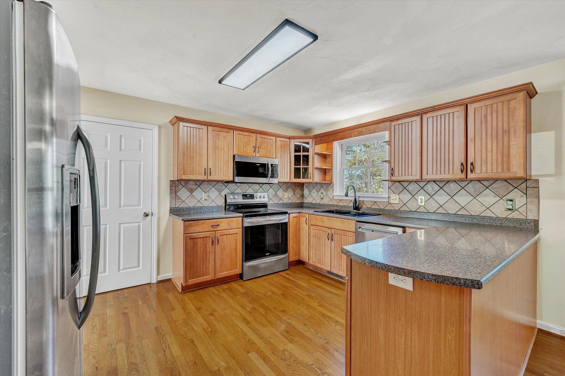 1336 Crutchfield ST - Photo 8