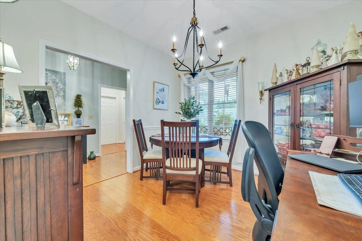 1523 Rosewalk LN - Photo 14