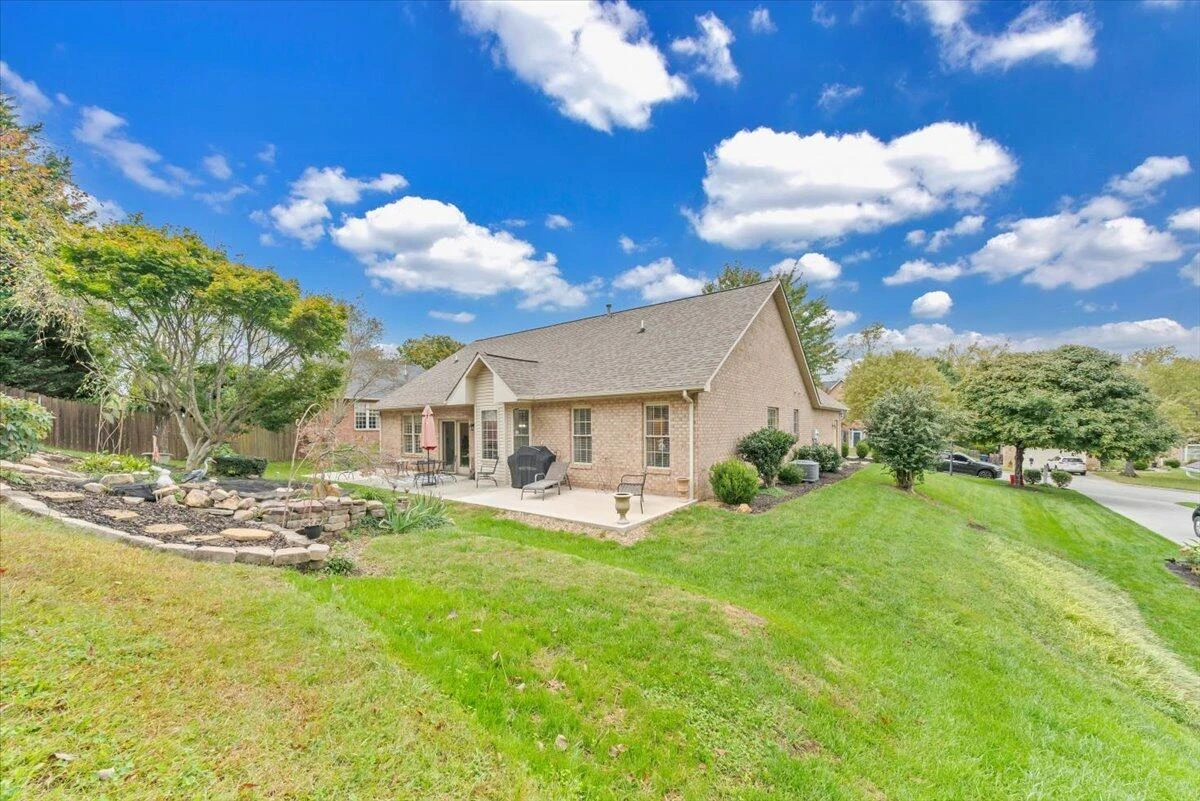 1523 Rosewalk LN - Photo 44