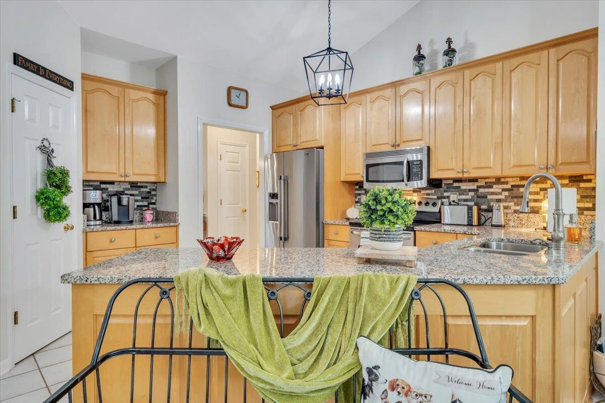 1523 Rosewalk LN - Photo 8