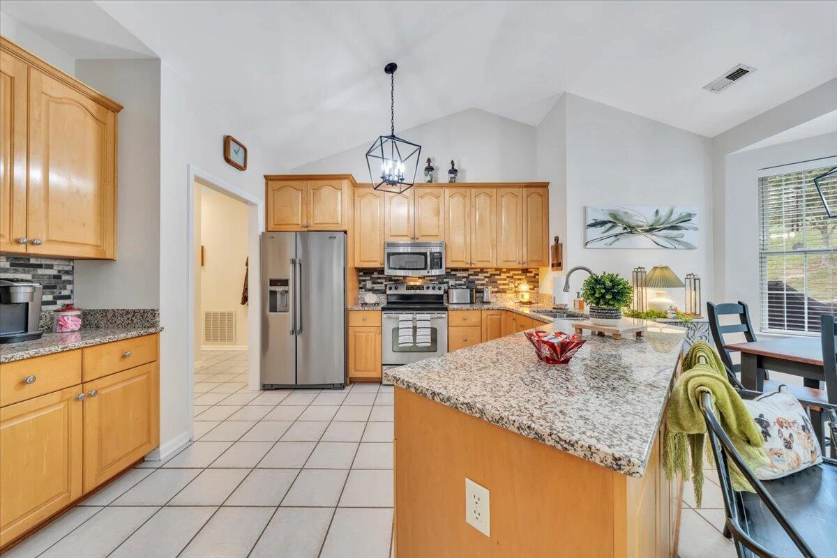 1523 Rosewalk LN - Photo 9