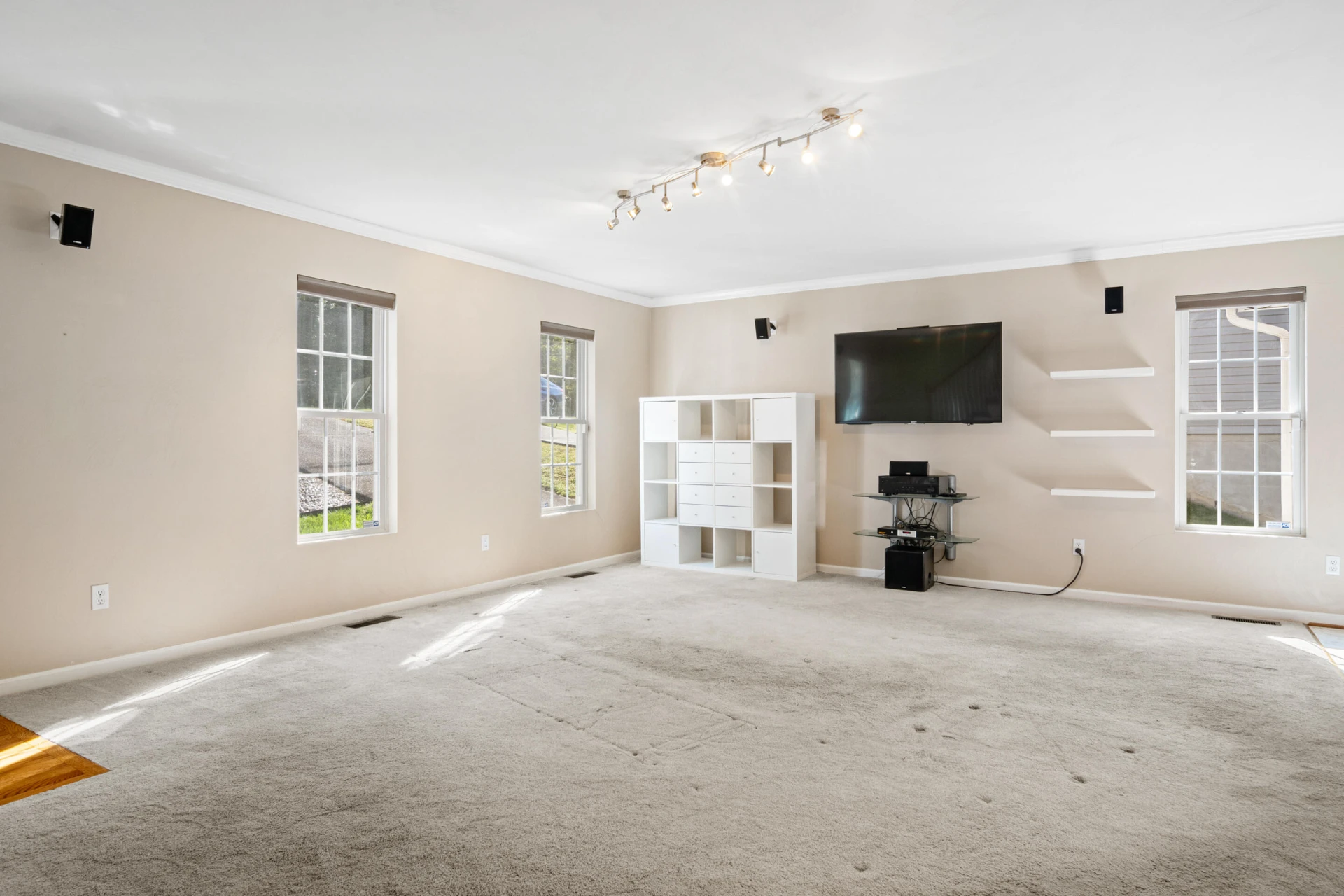2918 Green Ridge RD - Photo 13