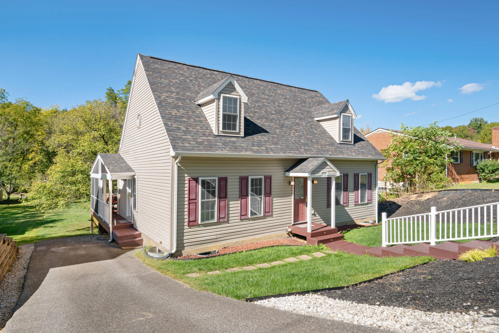 2918 Green Ridge RD - Photo 2