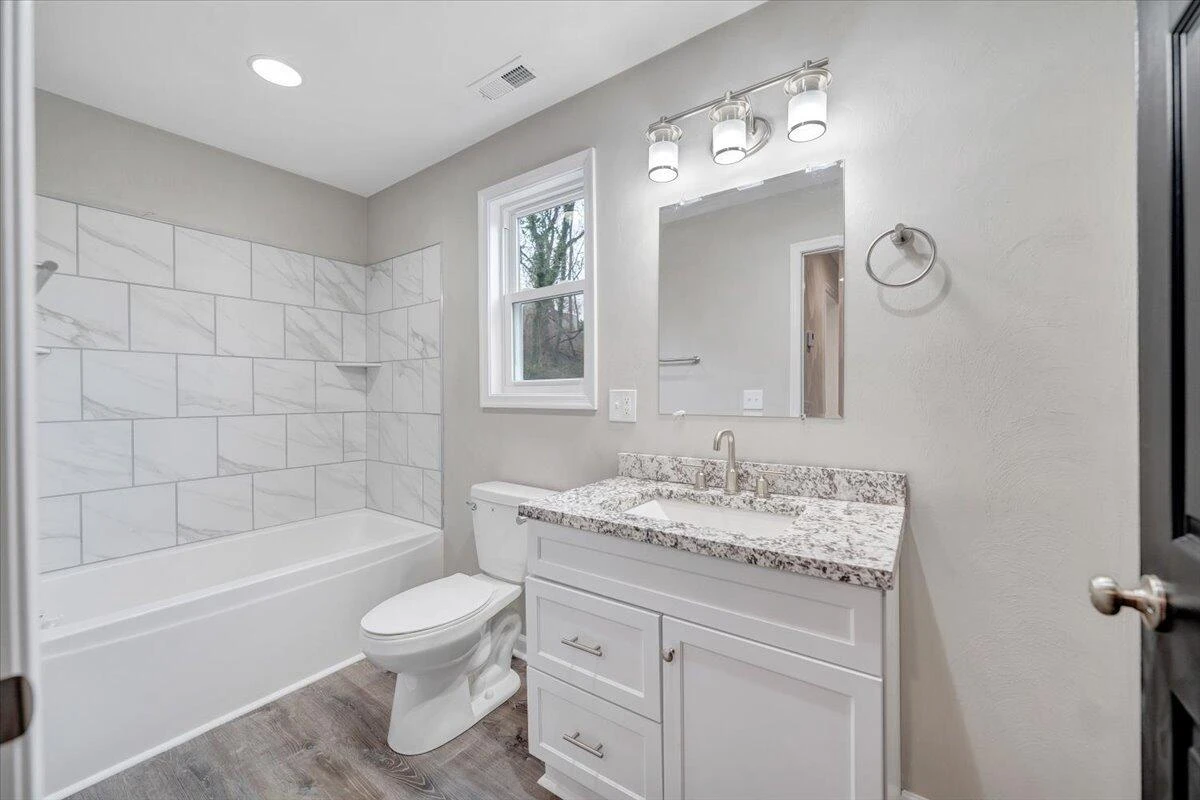 1417 Varnell AVE NE - Photo 20