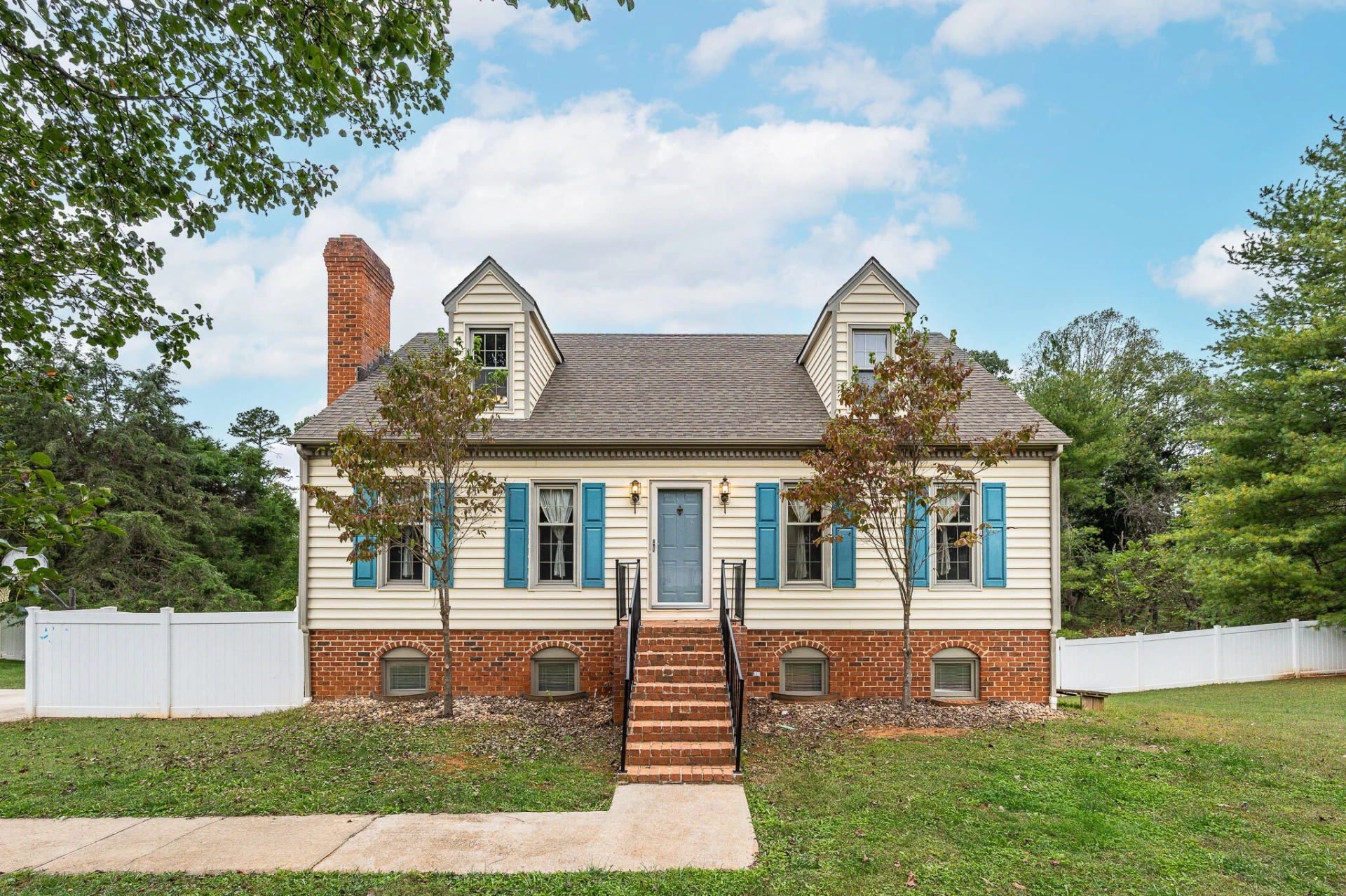 111 E Otter Ridge DR