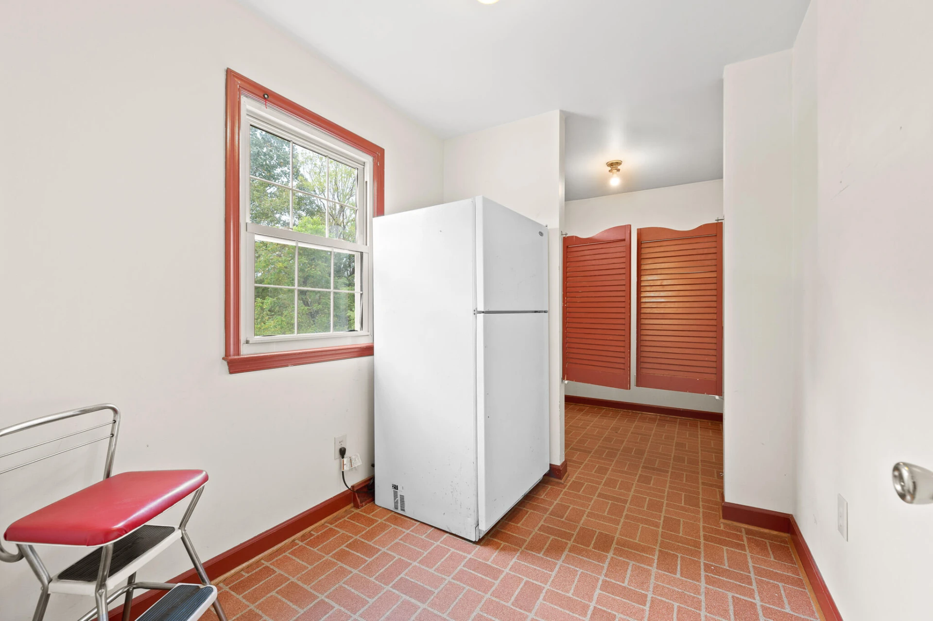 111 E Otter Ridge DR - Photo 18