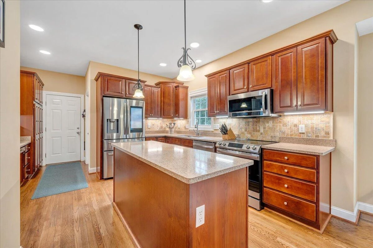 6119 Wisteria Place CT - Photo 13