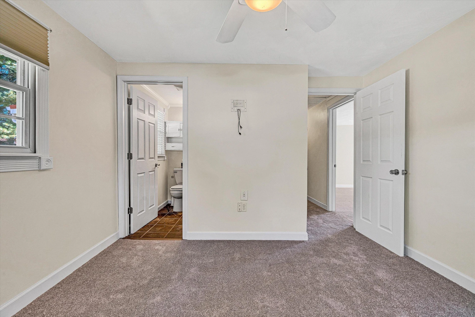 1445 GRATTON ST - Photo 18