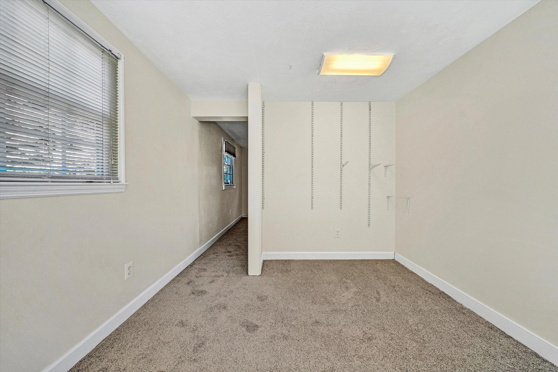 1445 GRATTON ST - Photo 19