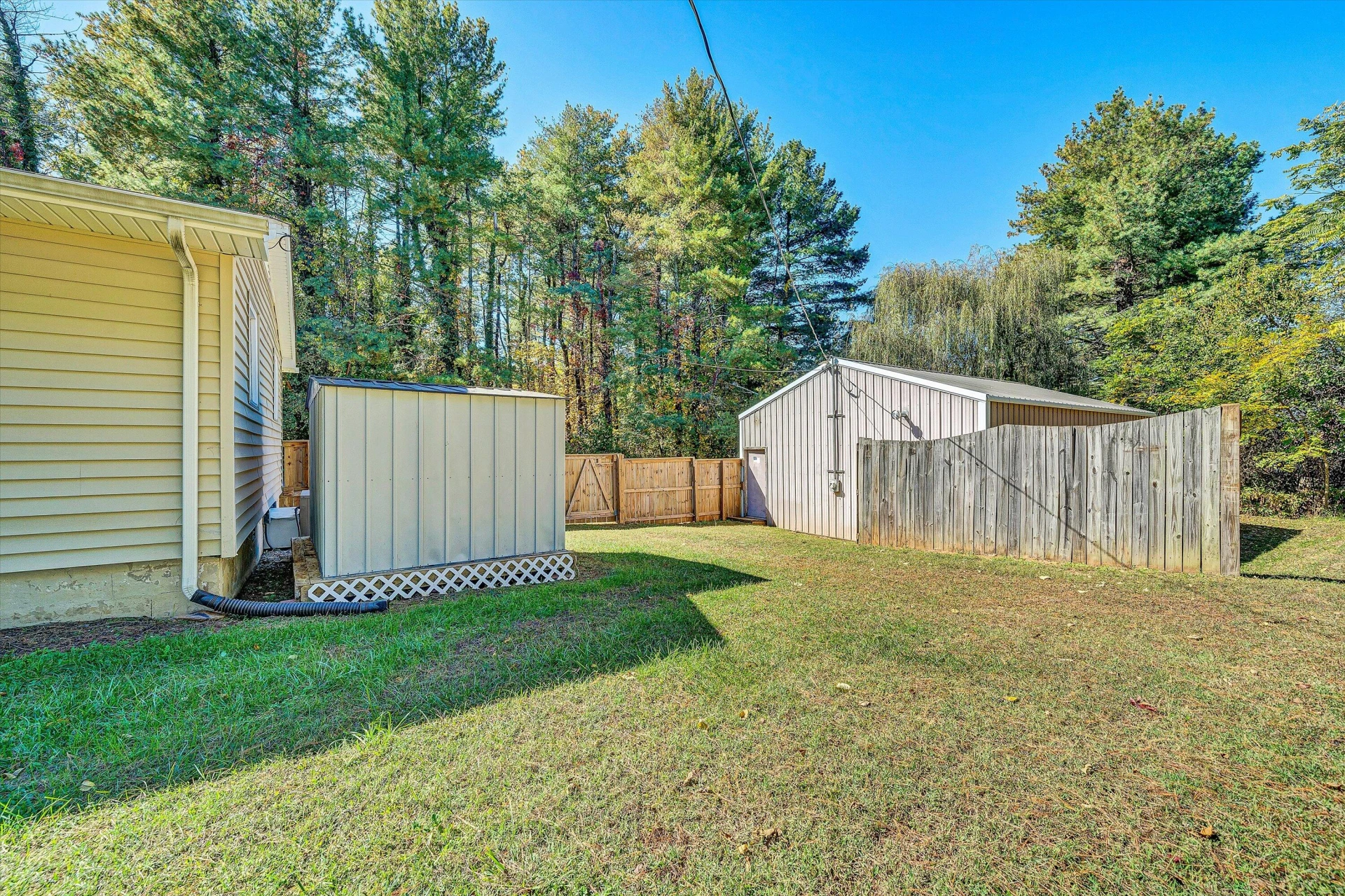 1445 GRATTON ST - Photo 25