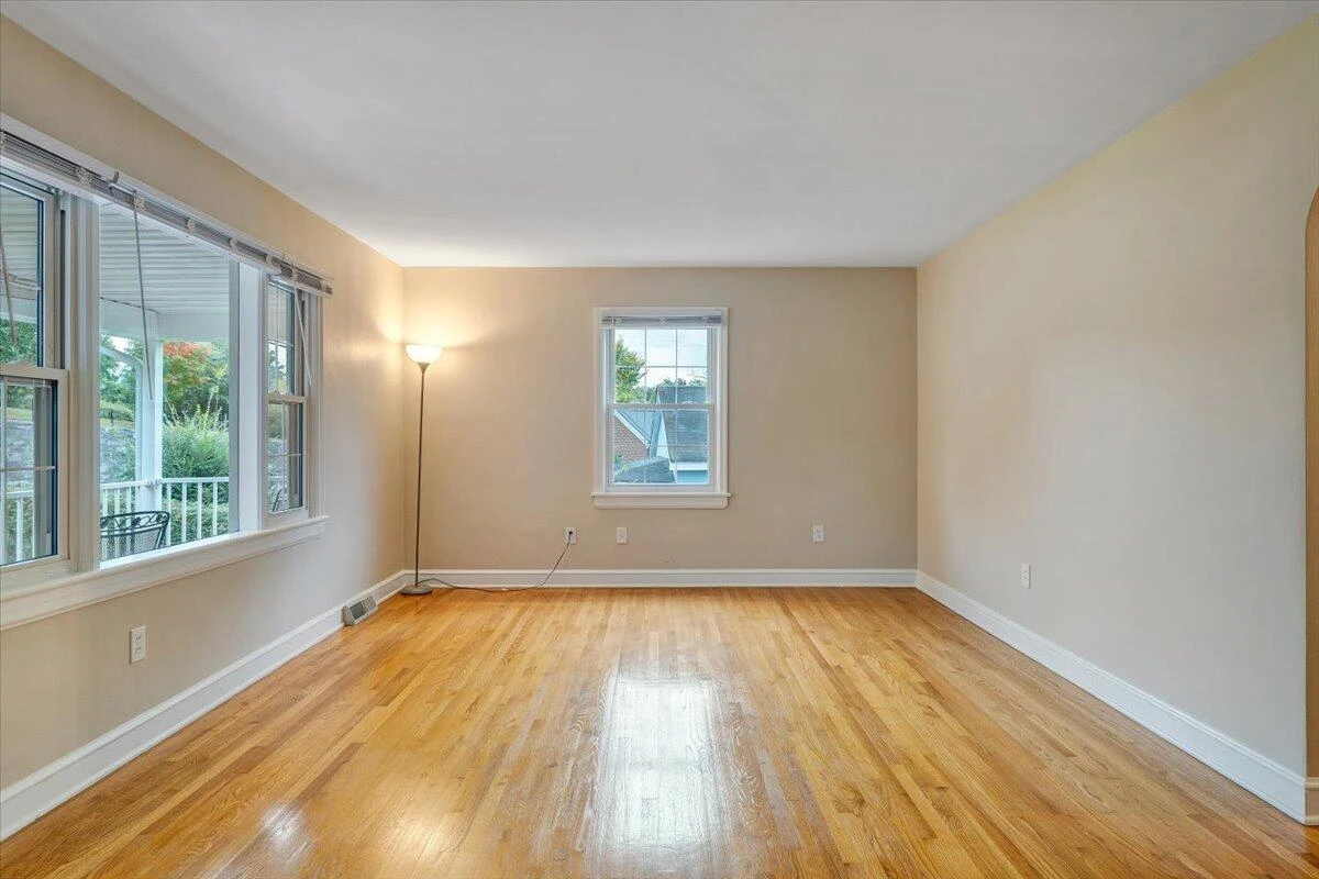115 CRAIG AVE - Photo 10