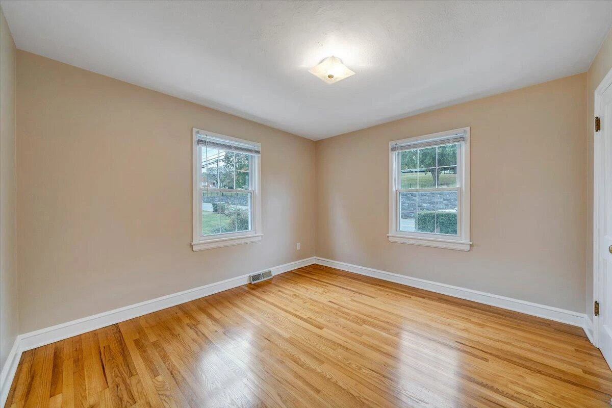 115 CRAIG AVE - Photo 25