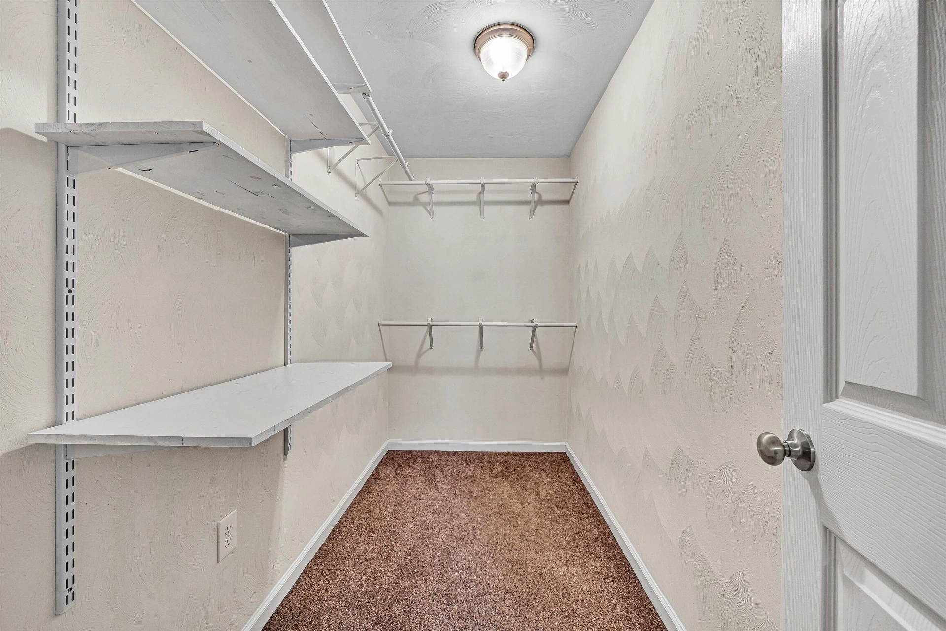 555 Old Fort RD - Photo 23