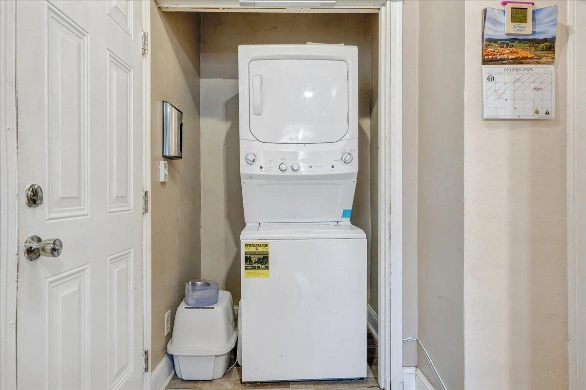 113 Bellevue AVE - Photo 7