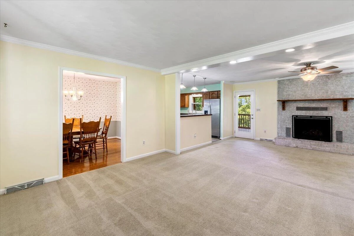 149 Rollingwood CT - Photo 13