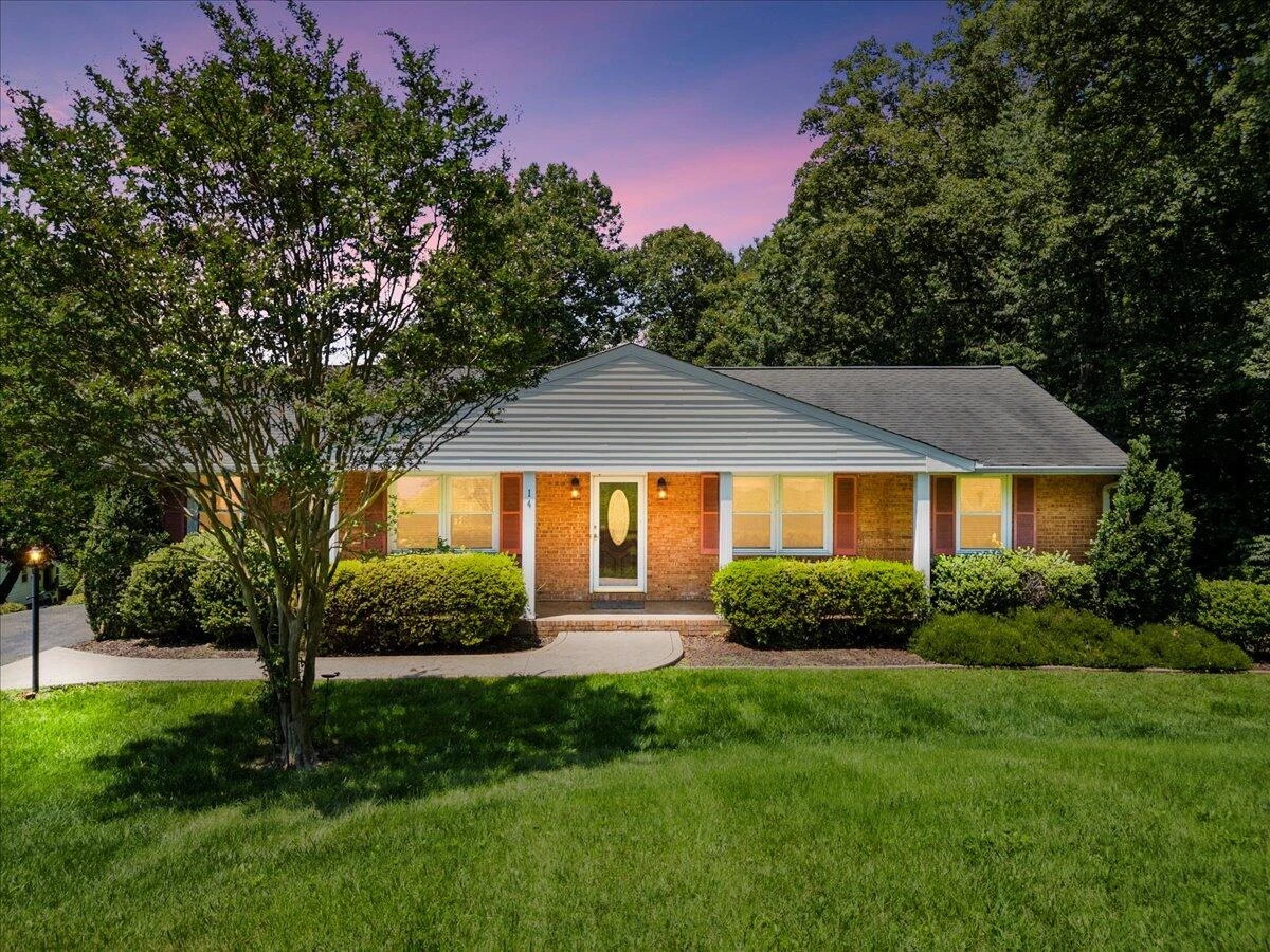 149 Rollingwood CT - Photo 2