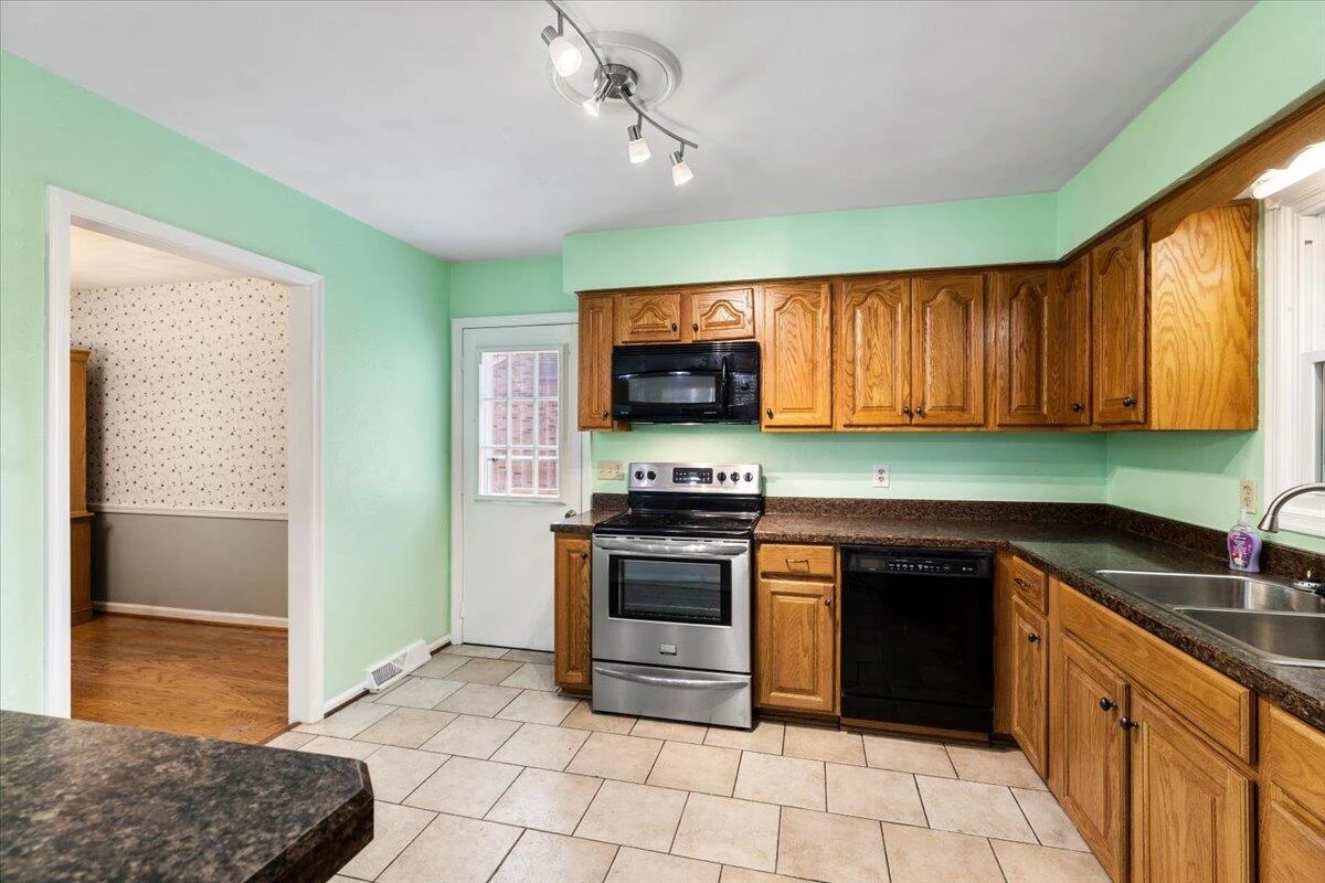 149 Rollingwood CT - Photo 21