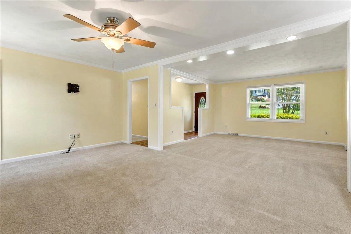 149 Rollingwood CT - Photo 22