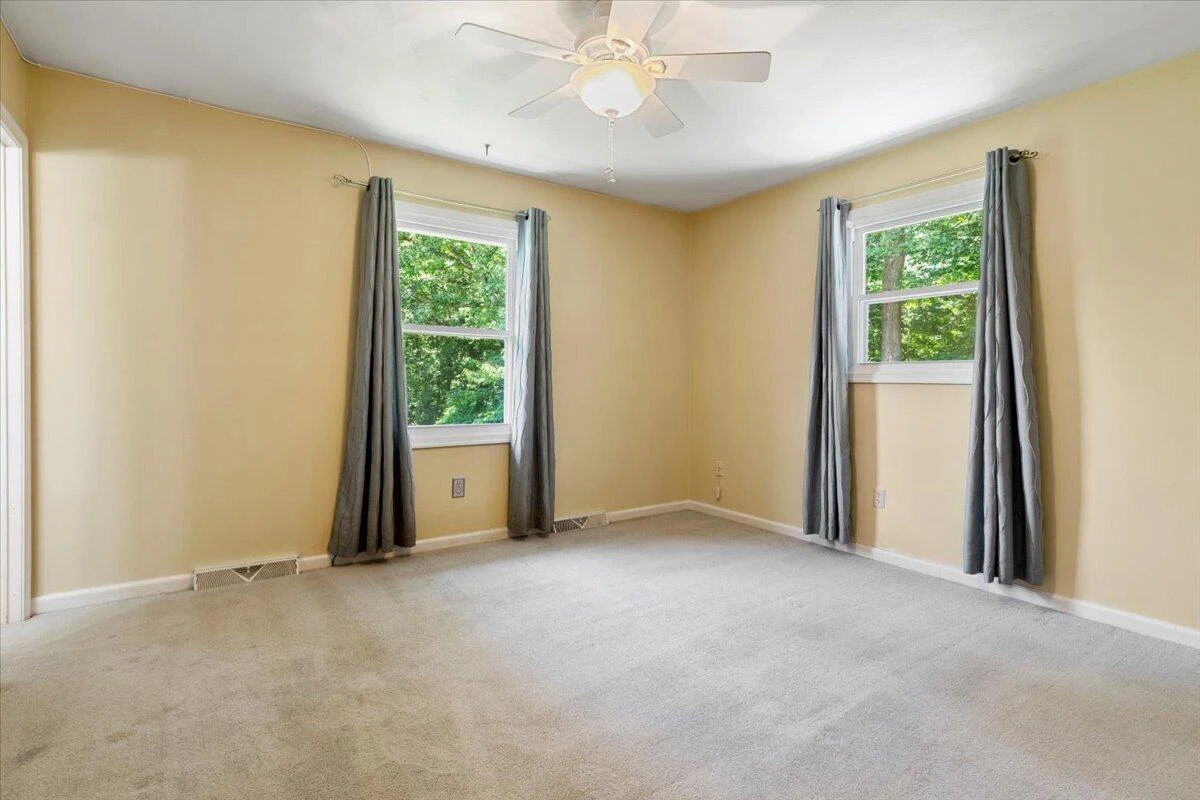 149 Rollingwood CT - Photo 33