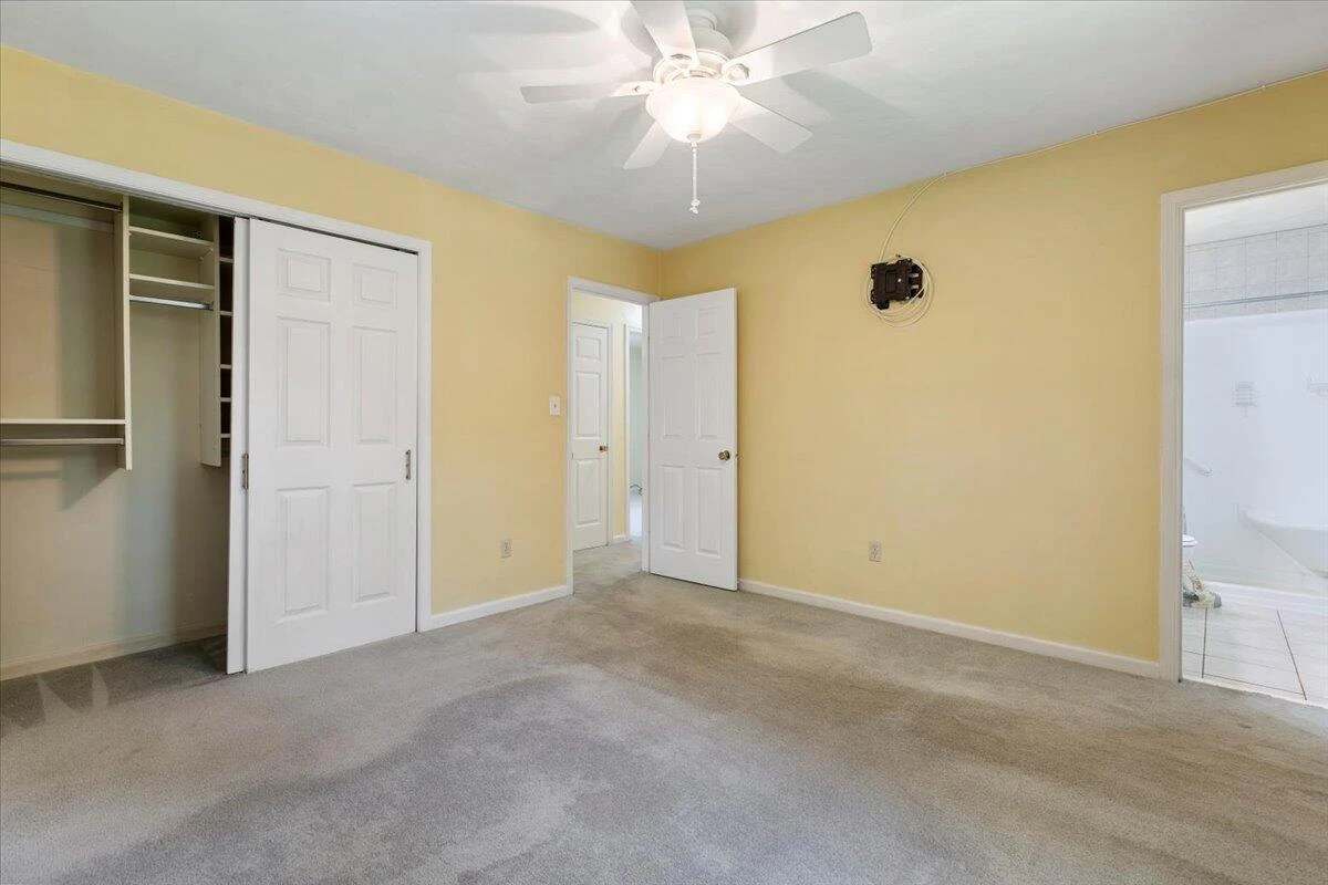 149 Rollingwood CT - Photo 34