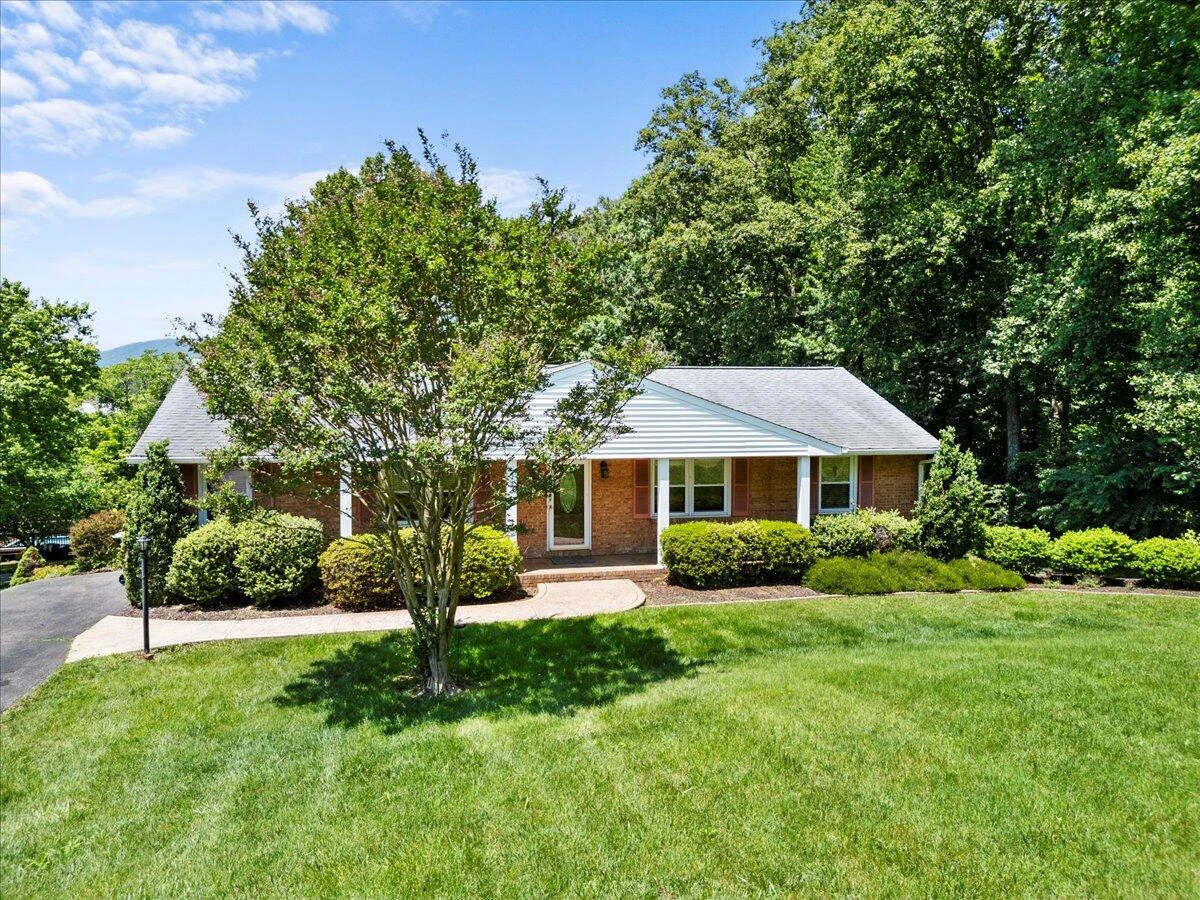 149 Rollingwood CT - Photo 5
