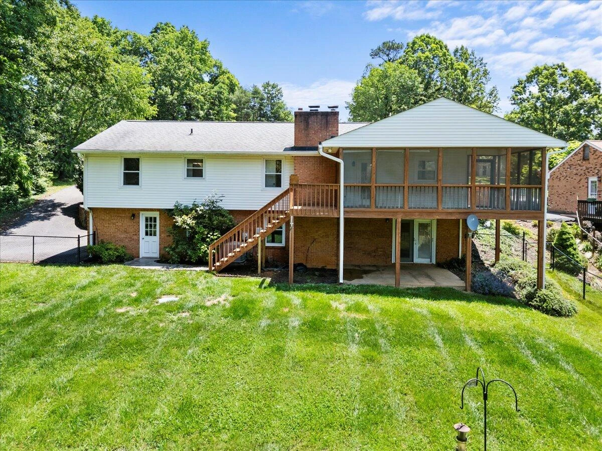 149 Rollingwood CT - Photo 58
