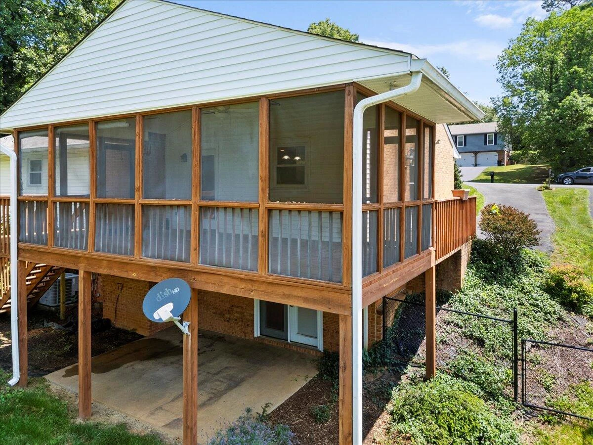 149 Rollingwood CT - Photo 59
