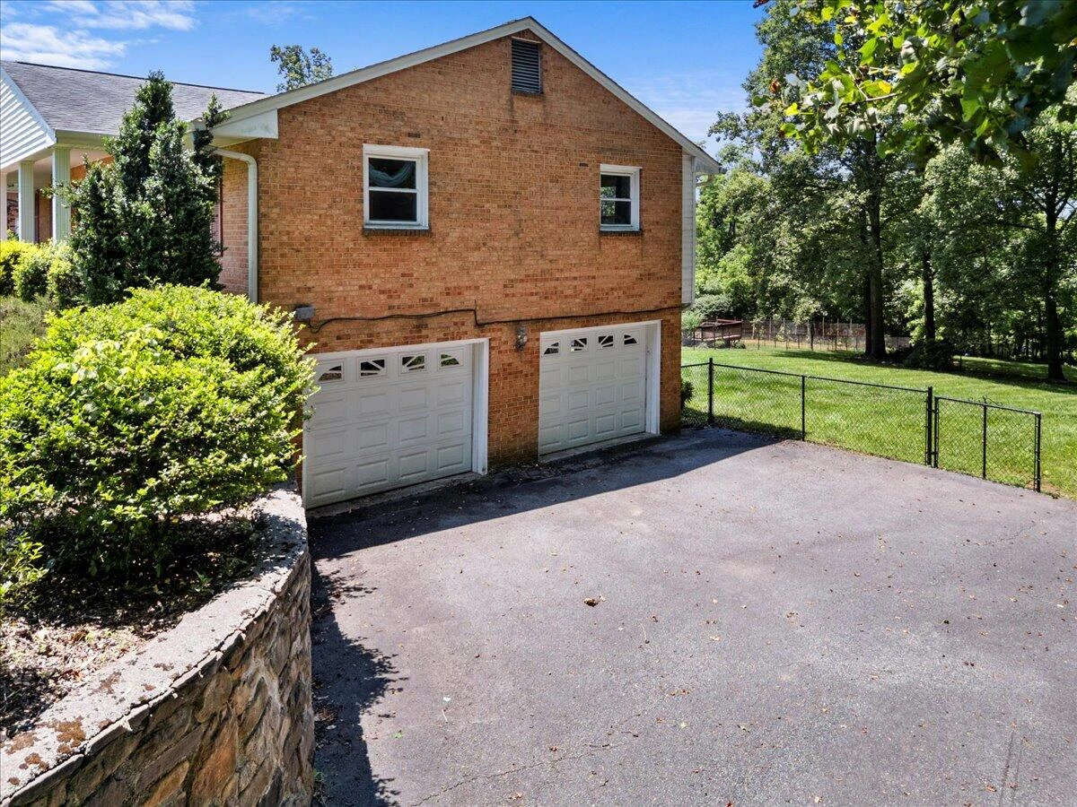 149 Rollingwood CT - Photo 67