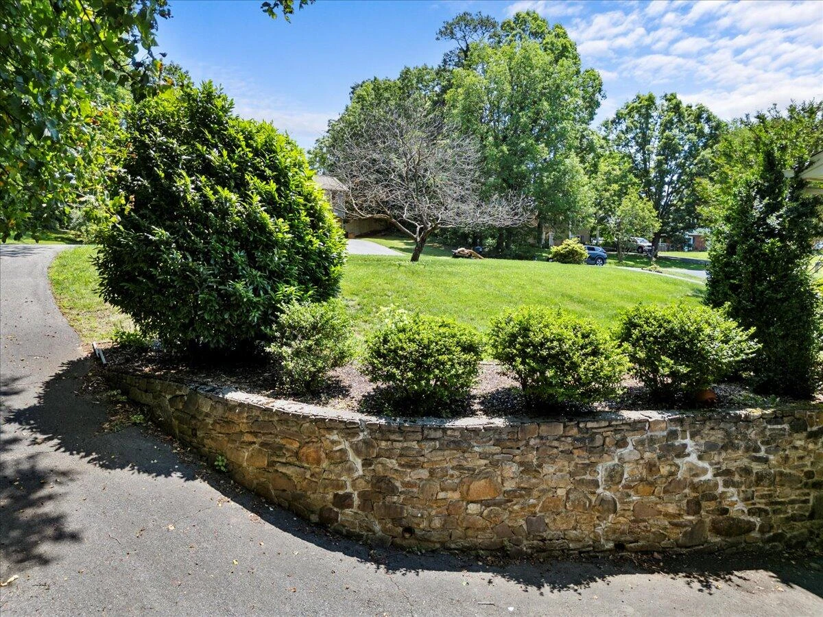 149 Rollingwood CT - Photo 69