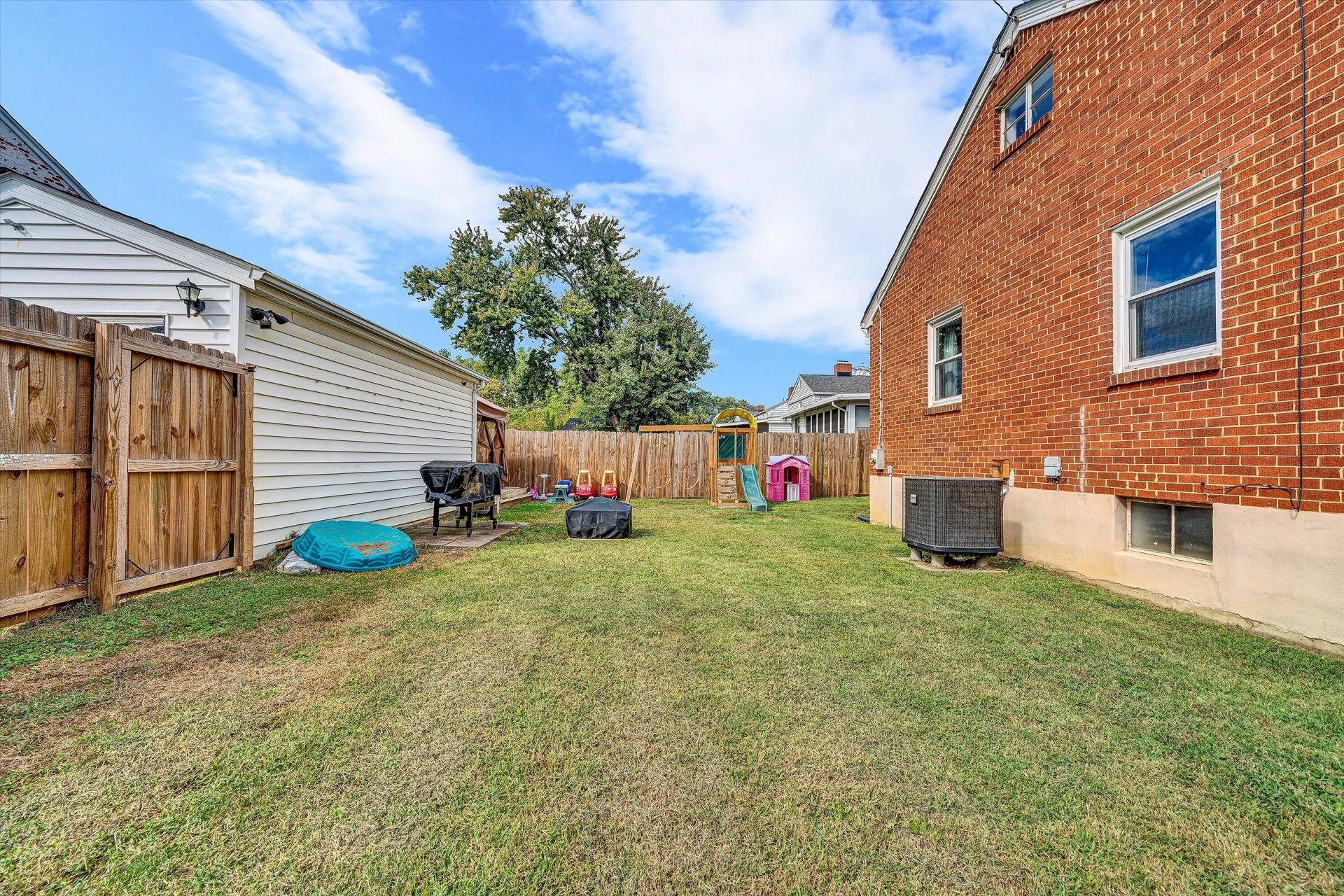 3004 Kennedy ST NE - Photo 24