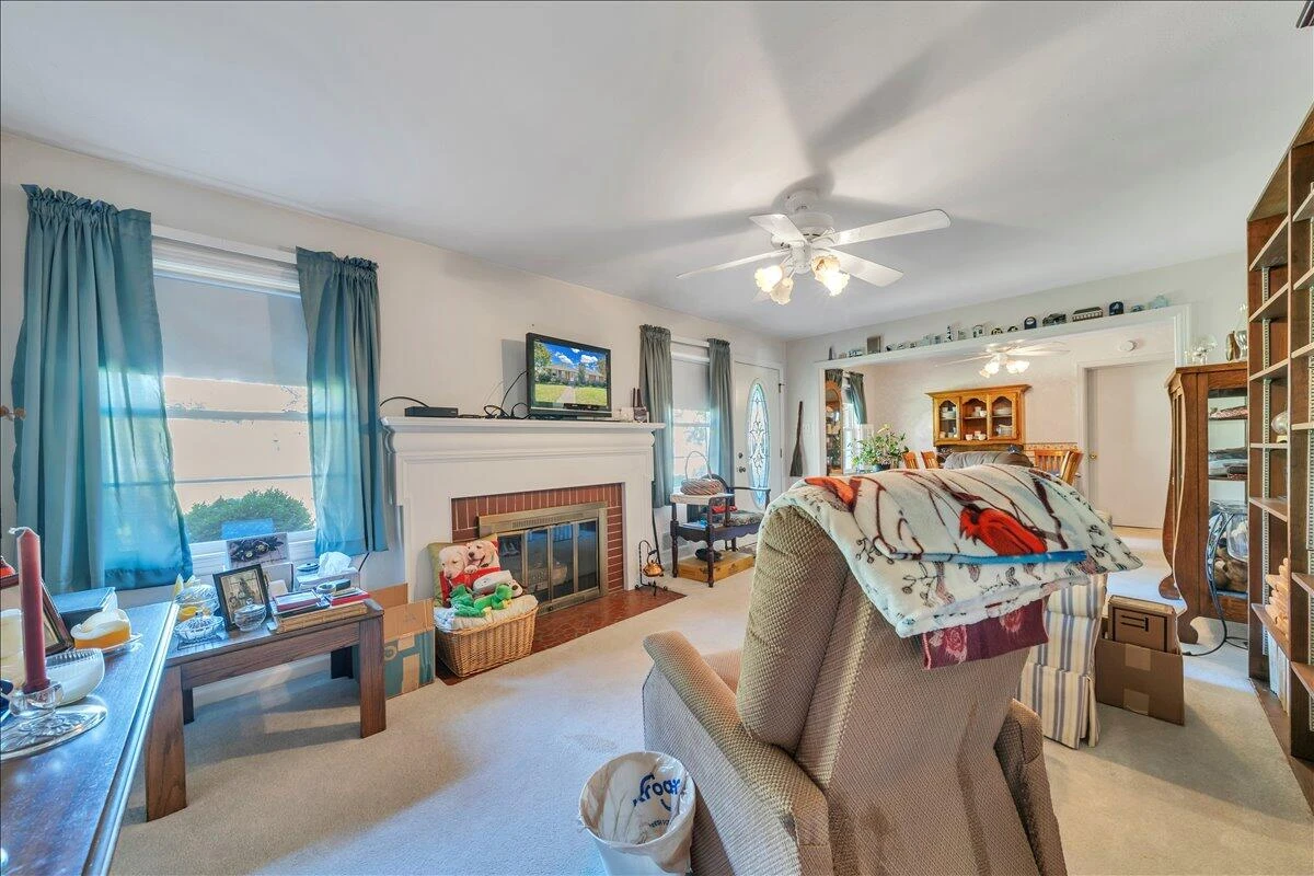 427 Boxley RD - Photo 4