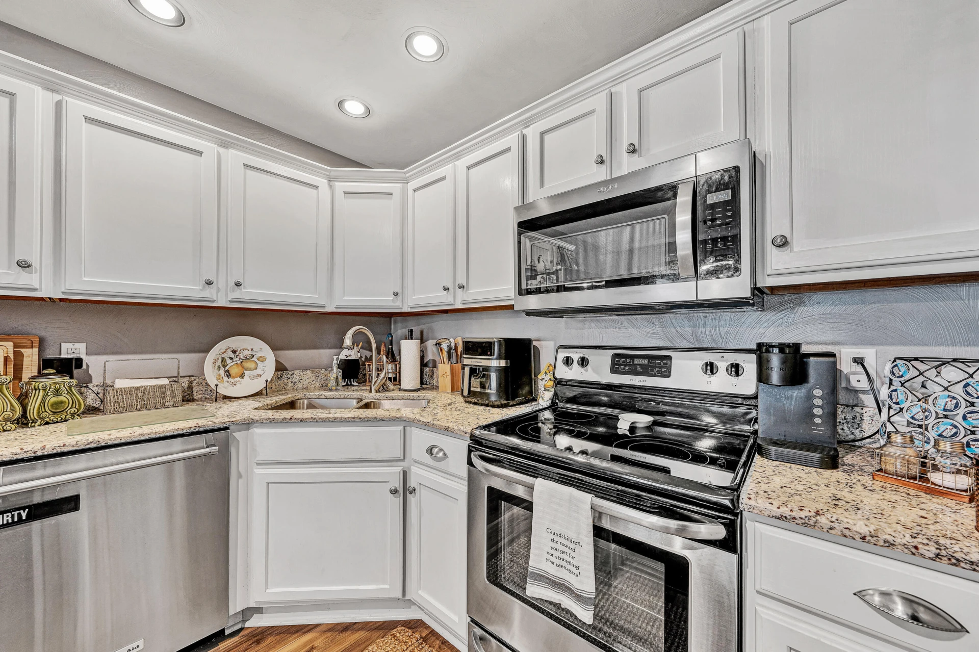 3106 Winterberry Square - Photo 8