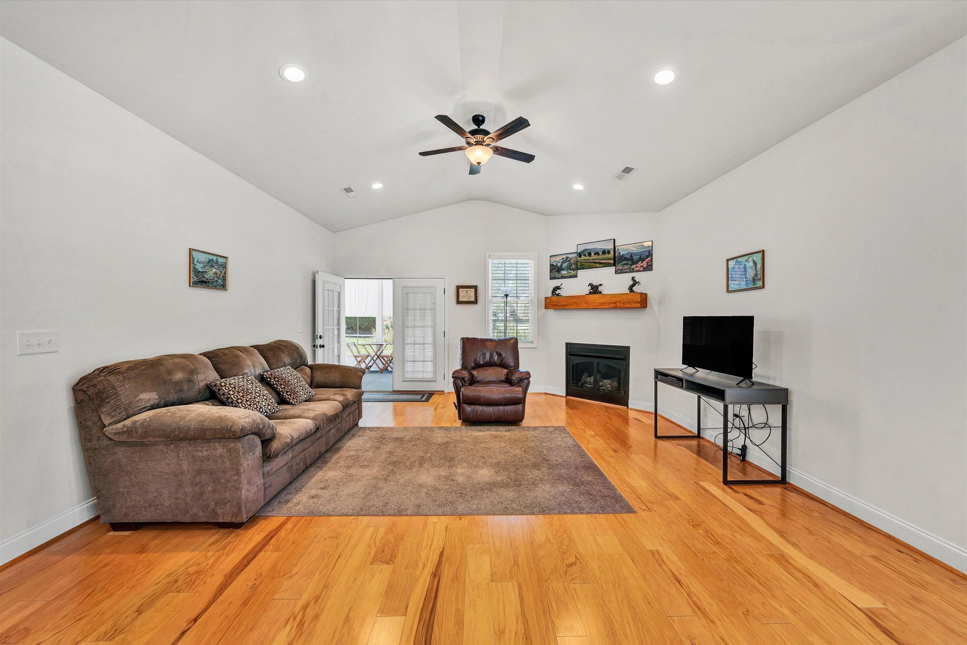 1195 Cardiff CT - Photo 17