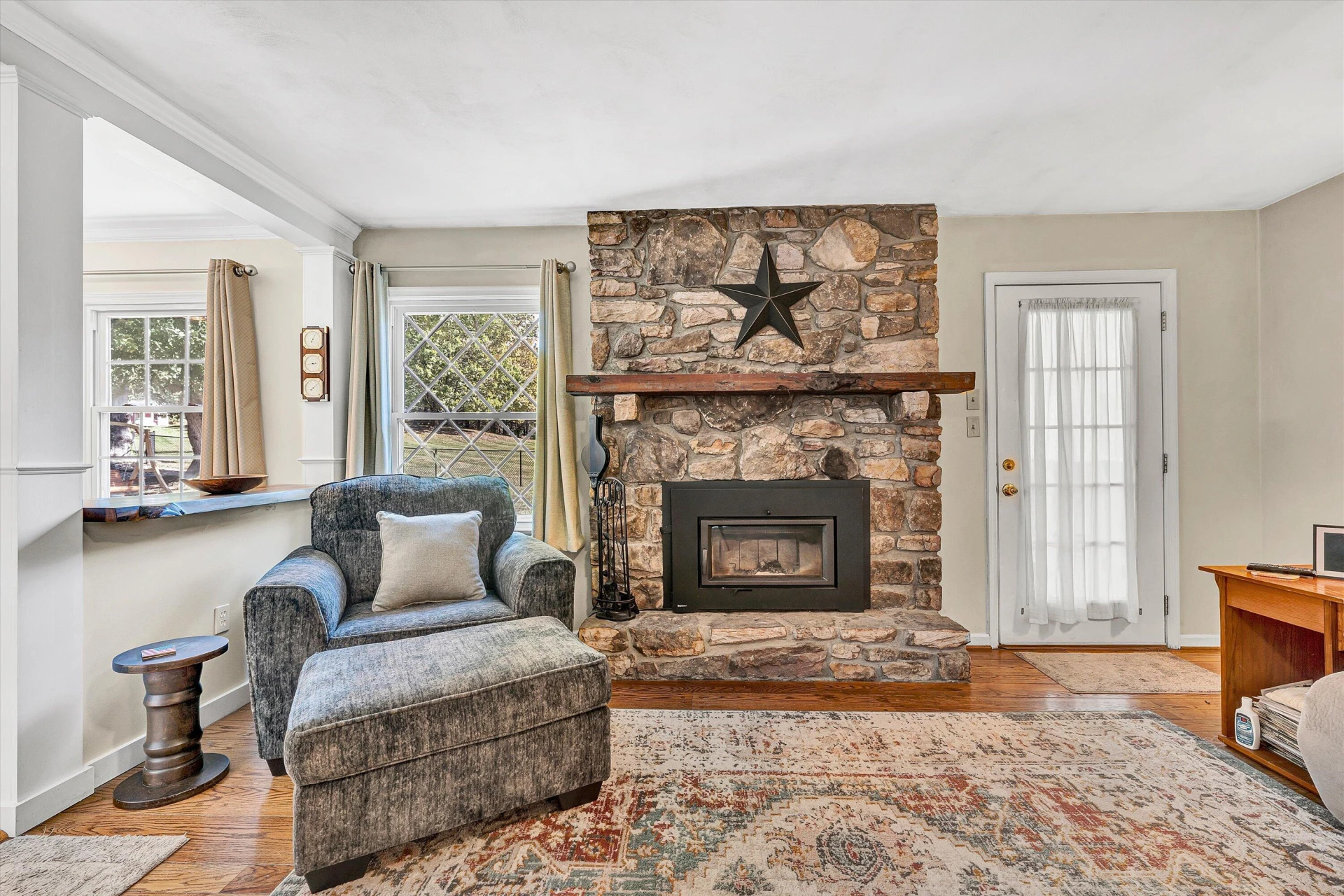 227 Ivy LN - Photo 19