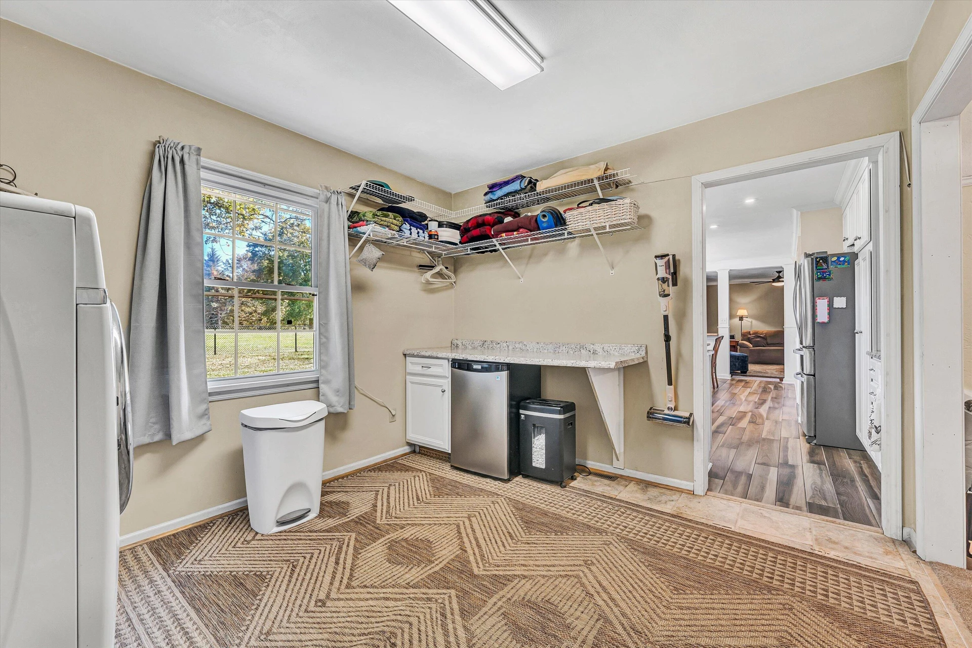 227 Ivy LN - Photo 32