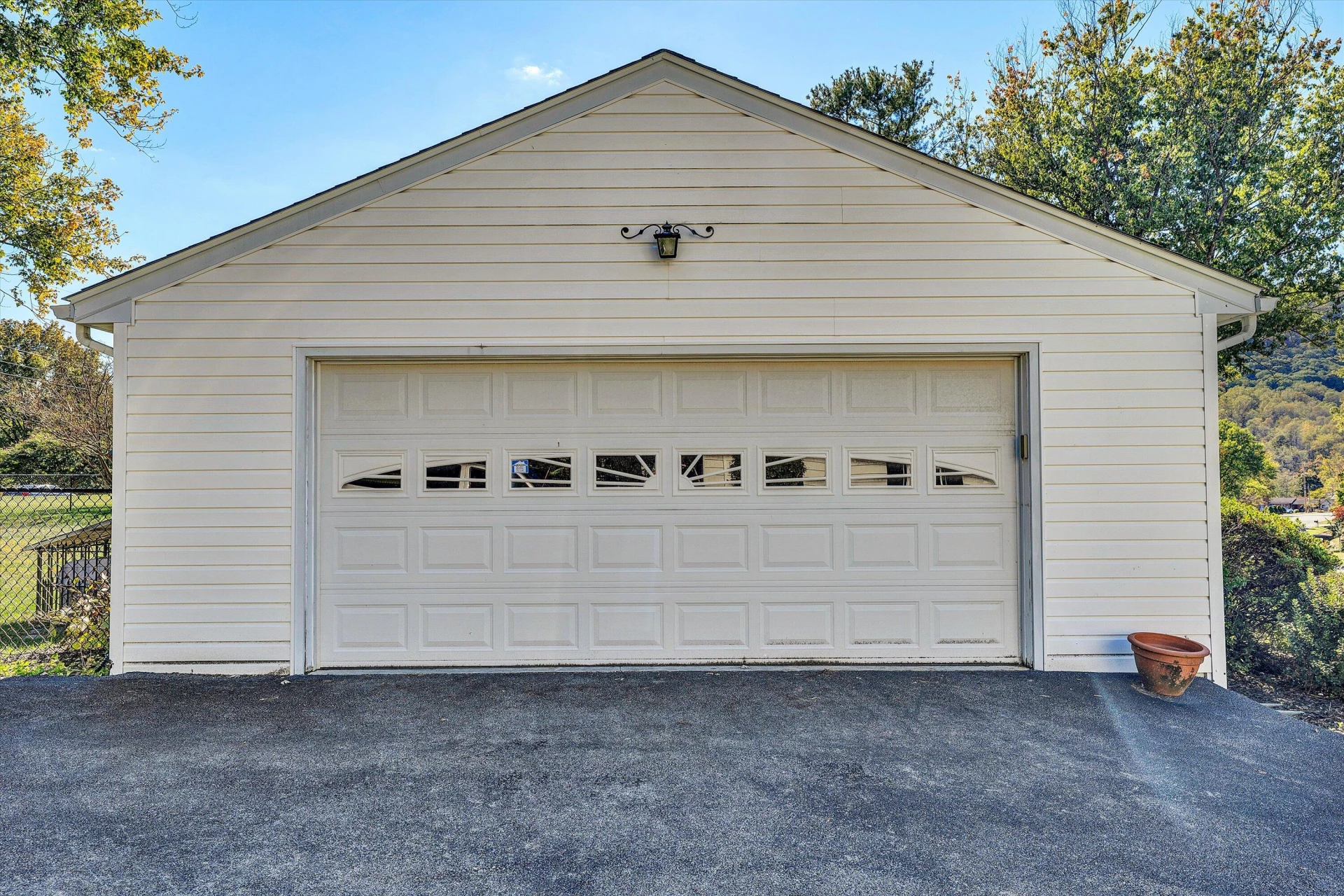 227 Ivy LN - Photo 49