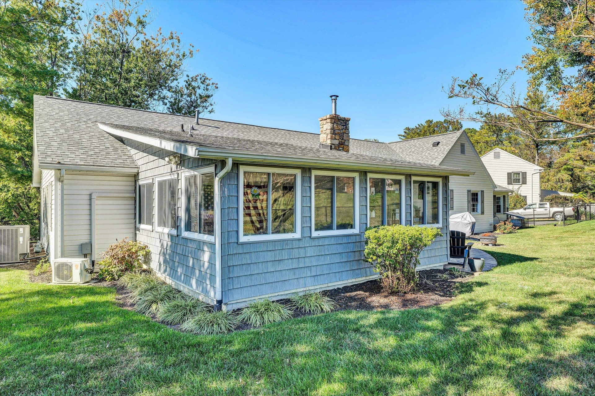 227 Ivy LN - Photo 52