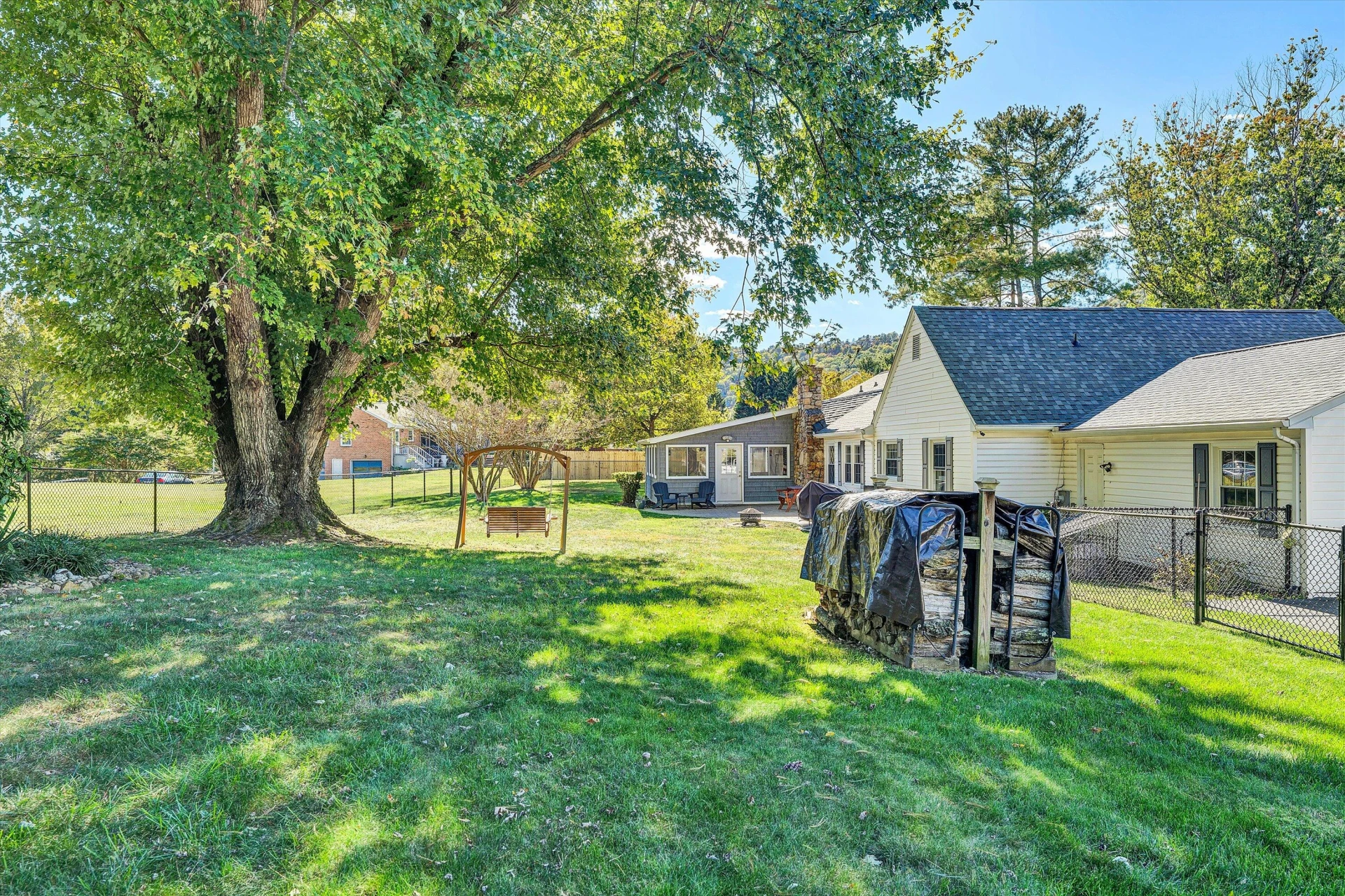 227 Ivy LN - Photo 61
