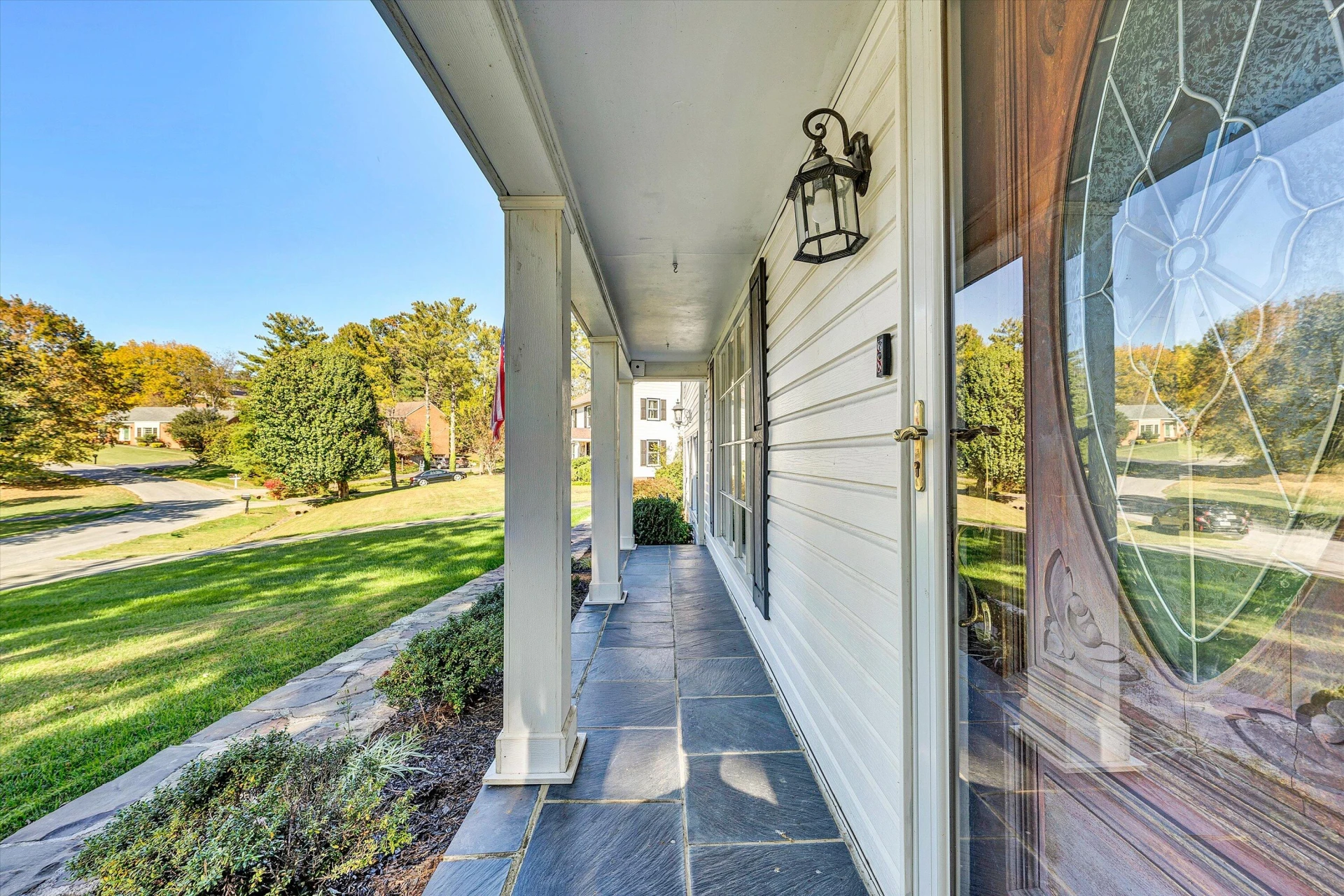 227 Ivy LN - Photo 9