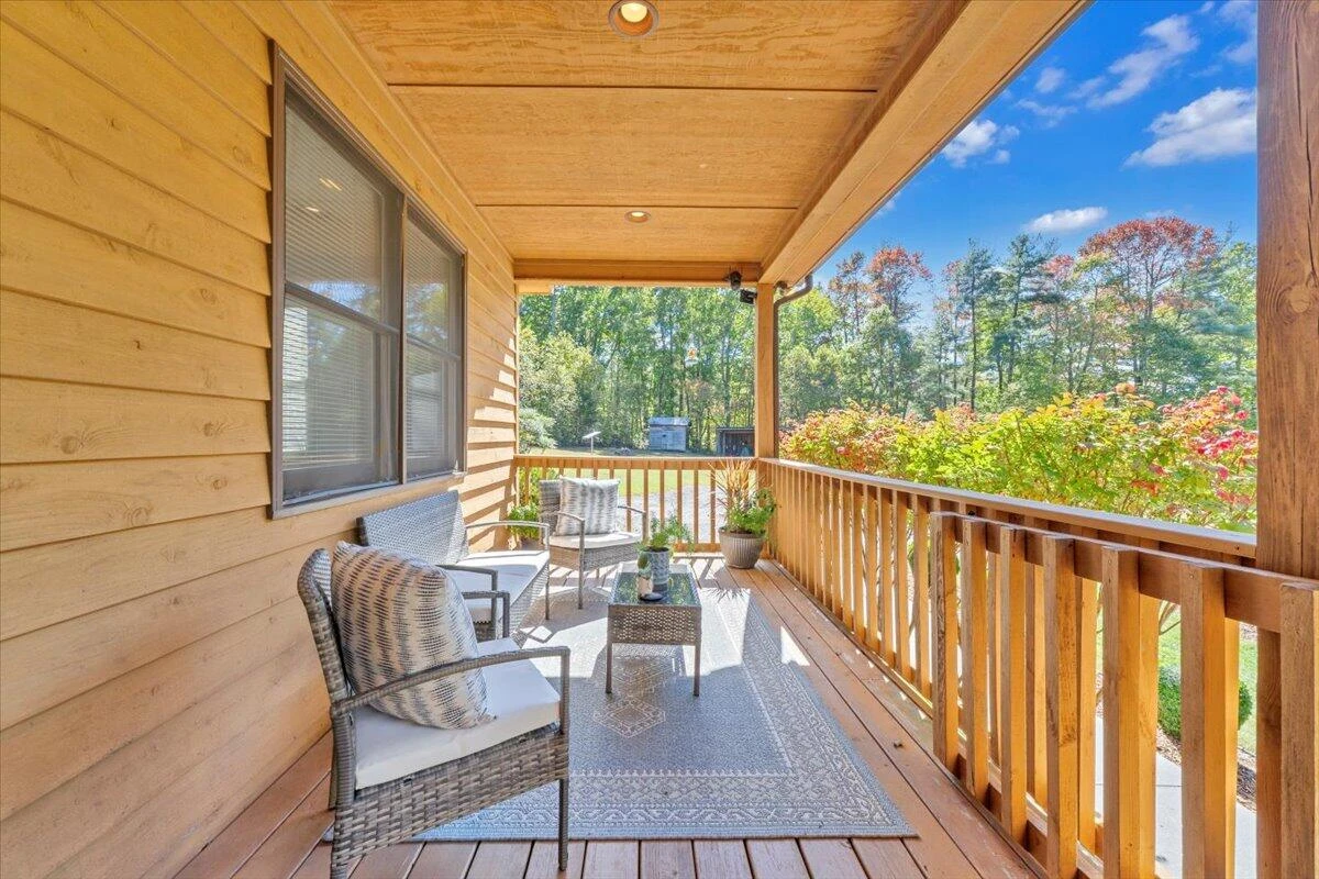 625 Claybanks DR - Photo 35