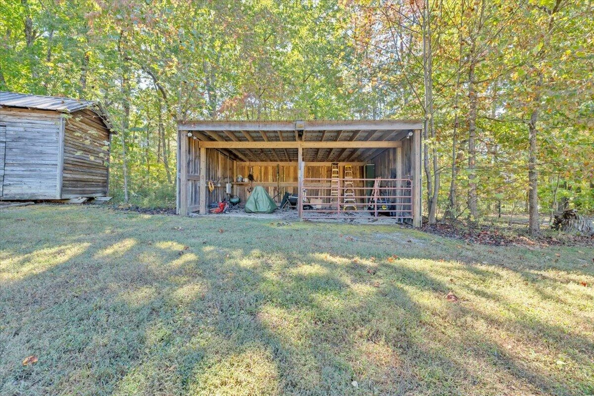 625 Claybanks DR - Photo 39